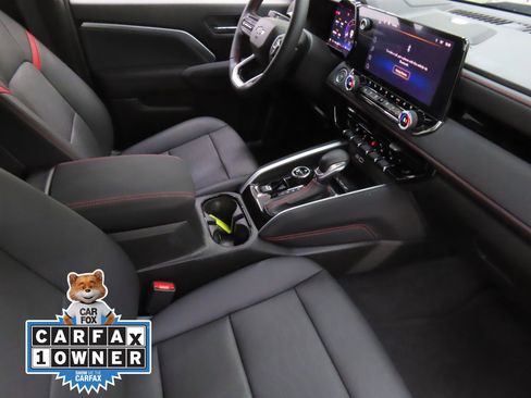 Used 2024 Chevrolet Colorado Z71 w/ Z71 Convenience Package 2 image 24