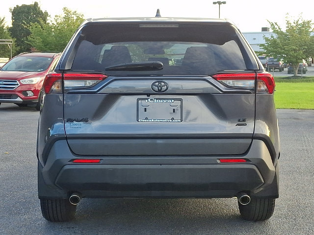 Used 2023 Toyota RAV4 LE AWD/4WD image 8