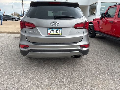 Used 2017 Hyundai Santa Fe Sport image 4