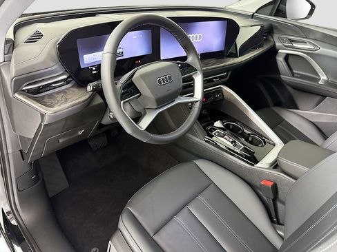 Used 2026 Audi Q5 Premium AWD/4WD image 9