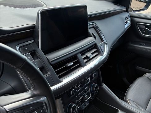 Used 2023 Chevrolet Tahoe Premier AWD/4WD image 4