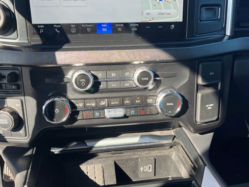 Used 2024 Ford F350 Platinum AWD/4WD image 15