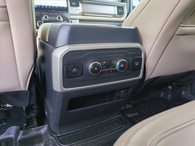 Used 2024 Ford Expedition Max Limited AWD/4WD image 19