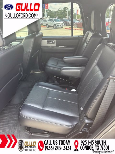 Used 2017 Ford Expedition Limited w/ Equipment Group 301A RWD image 11