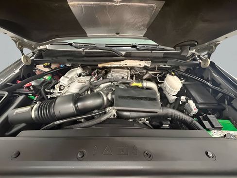 Used 2019 GMC Sierra 2500 Denali w/ Duramax Plus Package AWD/4WD image 20