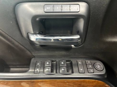 Used 2017 Chevrolet Silverado 1500 LTZ w/ Sport Package AWD/4WD image 15