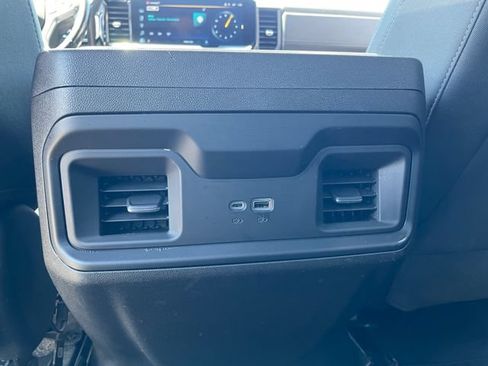 Used 2024 Chevrolet Silverado 2500 LT w/ Convenience Package AWD/4WD image 27