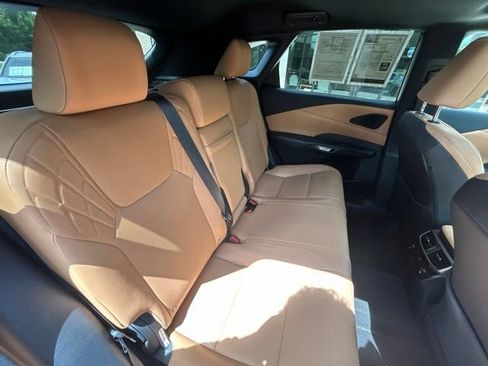 Used 2024 Lexus RX 350h w/ Convenience Package AWD/4WD image 29