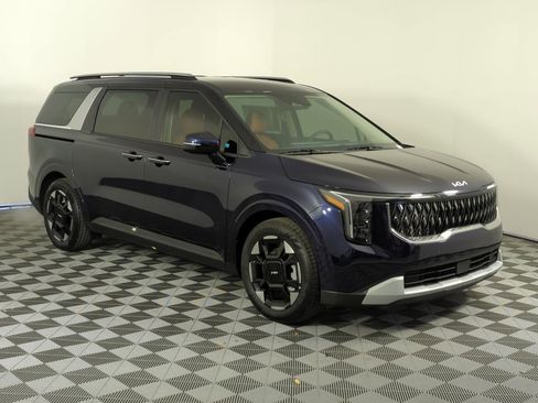 New 2026 Kia Carnival EX image 9