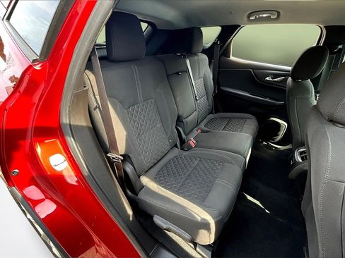 Used 2021 Chevrolet Blazer LT image 24