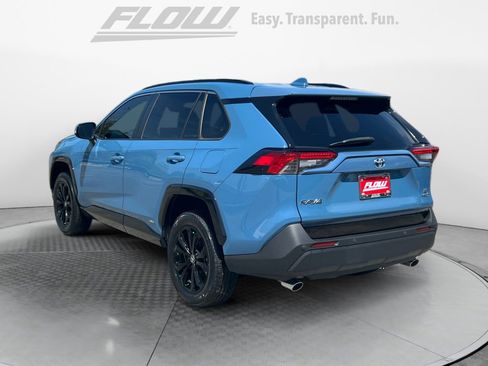 Used 2023 Toyota RAV4 SE image 6