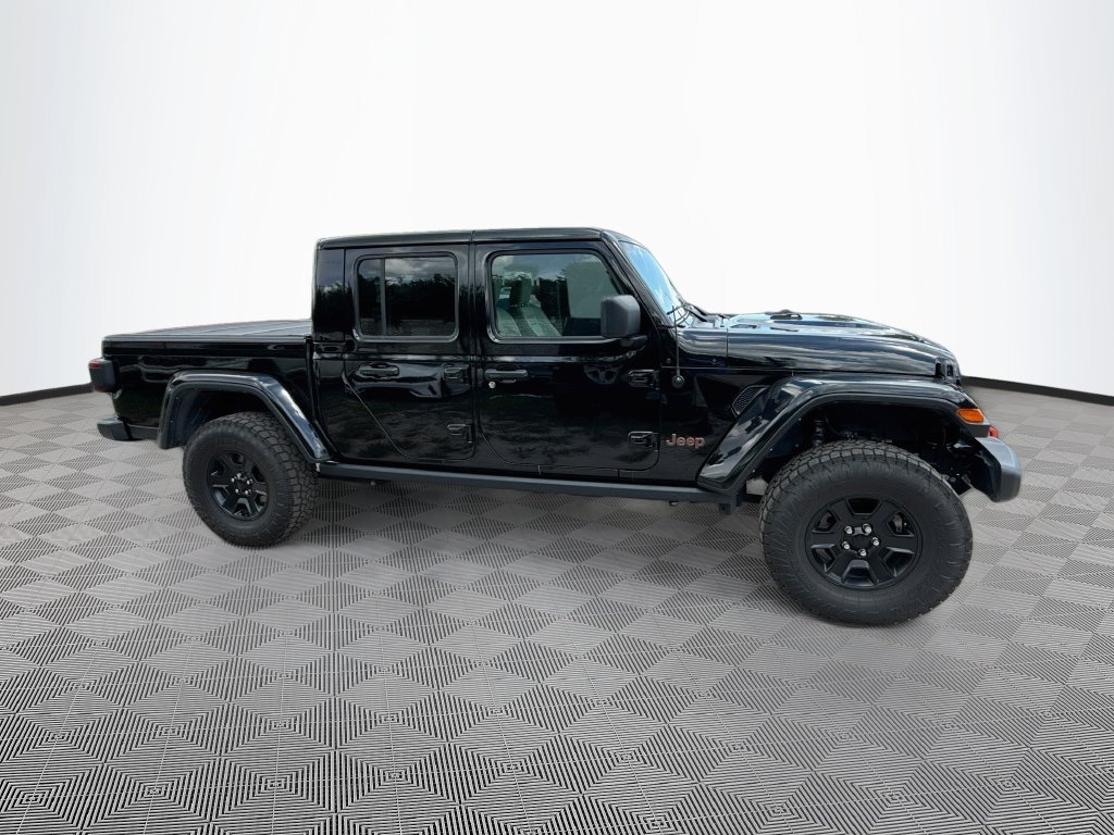 Certified 2023 Jeep Gladiator Mojave w/ LED Lighting Group AWD/4WD image 5