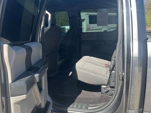 Used 2018 Ford F150 XL w/ Equipment Group 101A Mid image 15