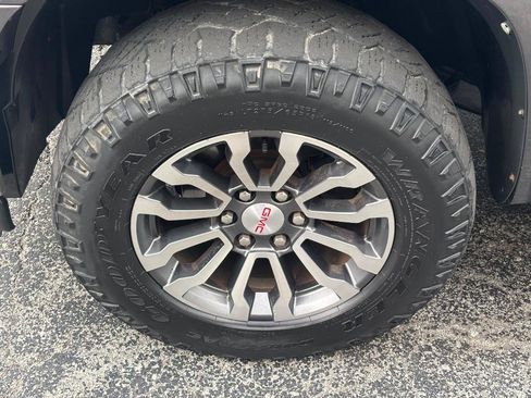 Used 2011 GMC Sierra 1500 SLE w/ Power Tech Package AWD/4WD image 9