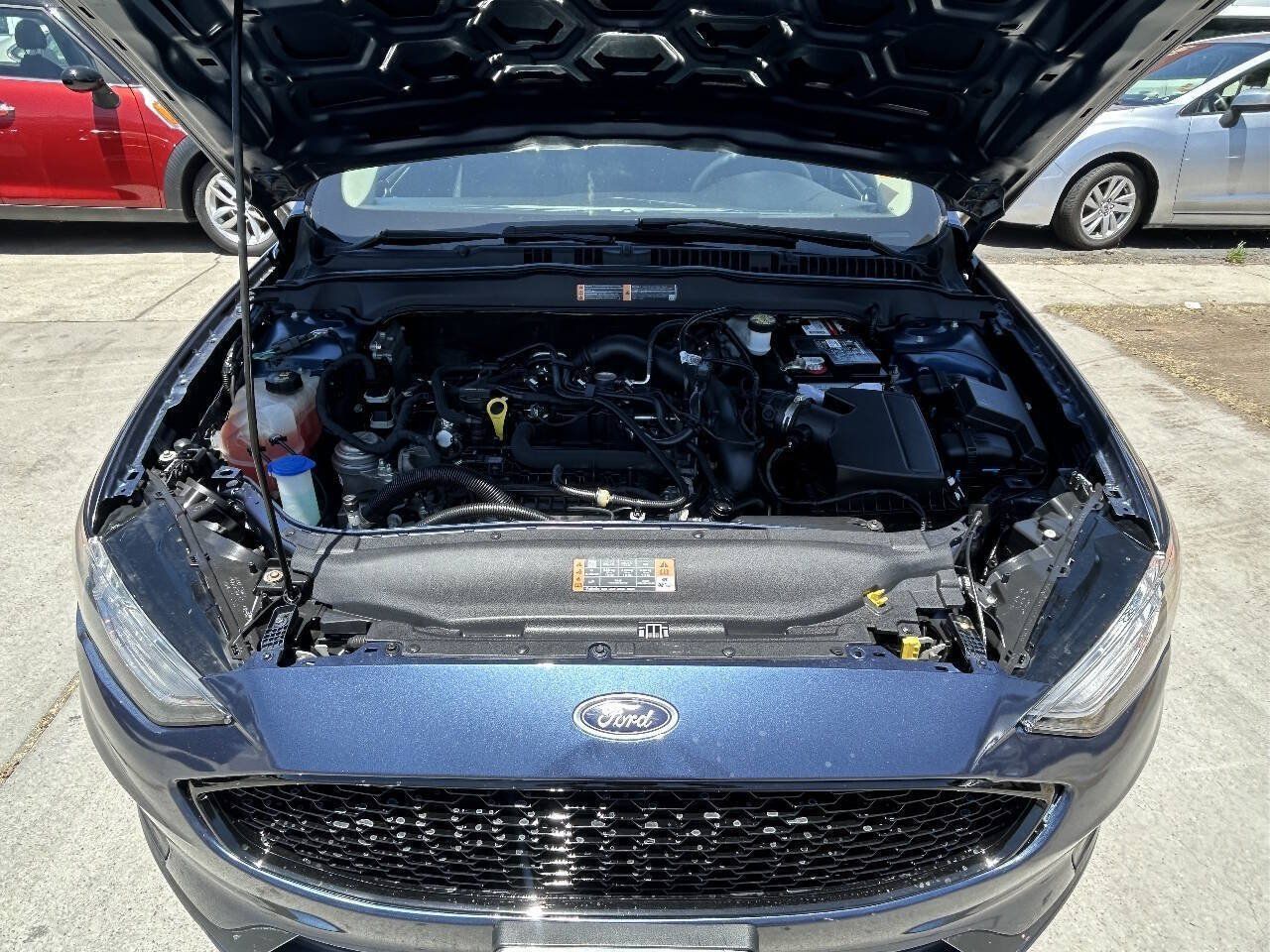 Used 2019 Ford Fusion SE FWD image 11