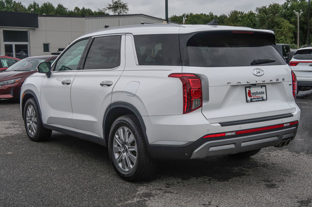 Used 2024 Hyundai Palisade SEL AWD/4WD image 12