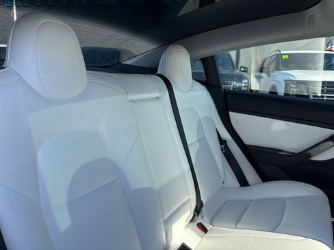Used 2020 Tesla Model 3 Performance image 16
