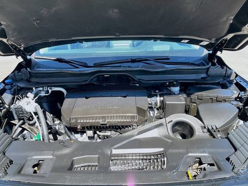 Used 2025 Honda Pilot Elite image 33