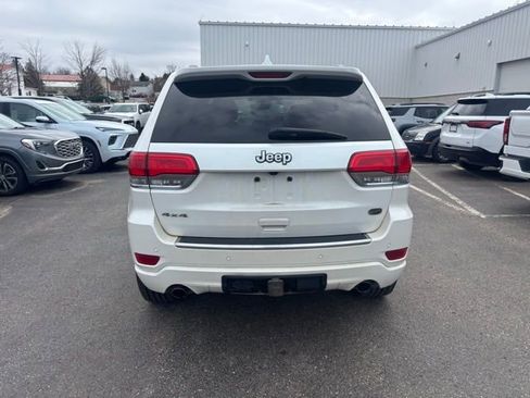 Used 2017 Jeep Grand Cherokee Overland w/ Jeep Active Safety Group image 5