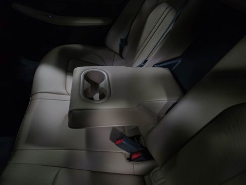 Used 2025 Hyundai Sonata Limited FWD image 18
