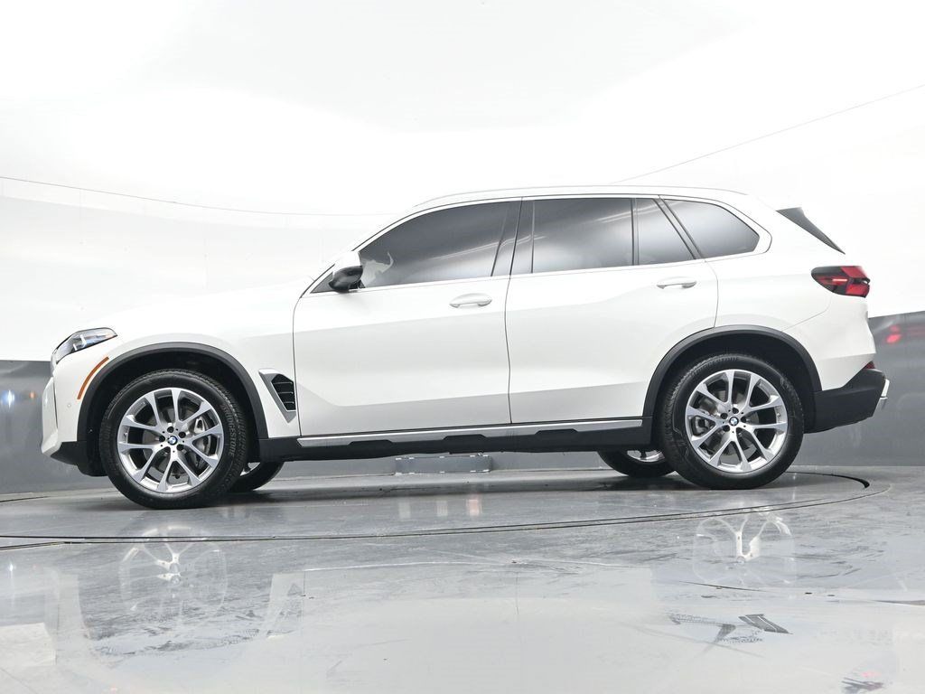 Used 2026 BMW X5 xDrive40i w/ Premium Package AWD/4WD image 38