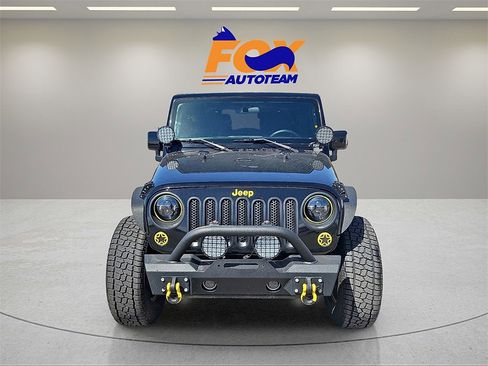Used 2015 Jeep Wrangler Sport image 8
