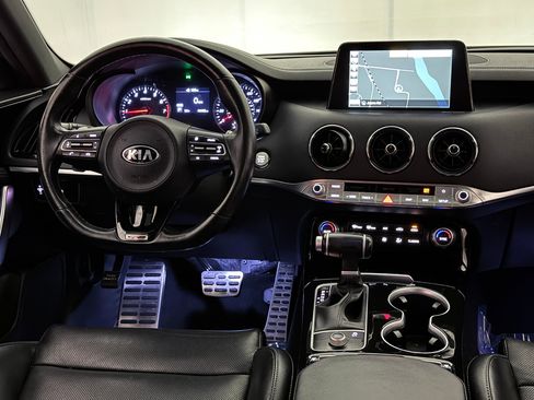 Used 2020 Kia Stinger GT-Line w/ Sun & Sound Package image 29