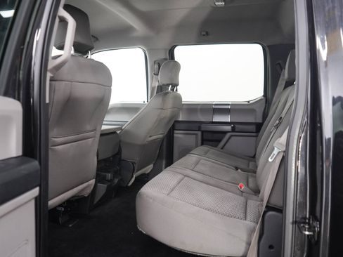 Used 2015 Ford F150 XLT w/ Equipment Group 302A Luxury AWD/4WD image 16