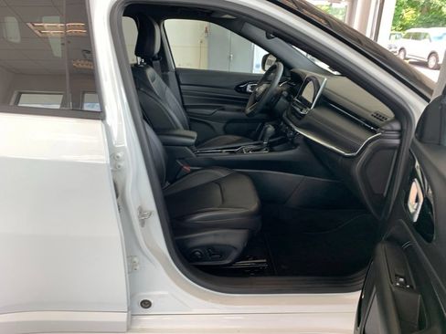 Used 2023 Jeep Compass High Altitude AWD/4WD image 21