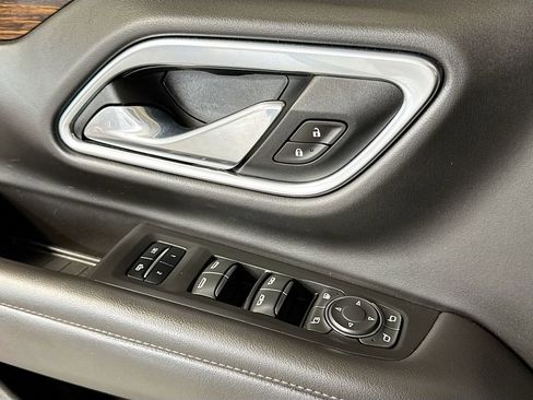 Used 2021 Chevrolet Tahoe High Country image 21