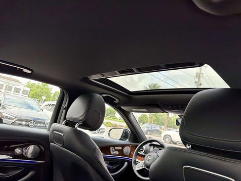Used 2019 Mercedes-Benz E 300 image 10