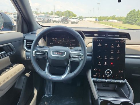 New 2027 GMC Terrain Elevation FWD image 8