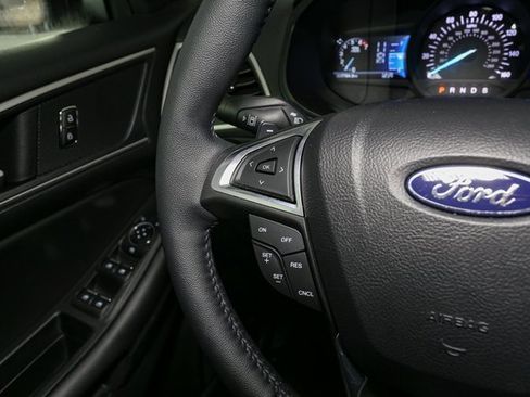 Used 2024 Ford Edge SEL w/ Convenience Package image 30