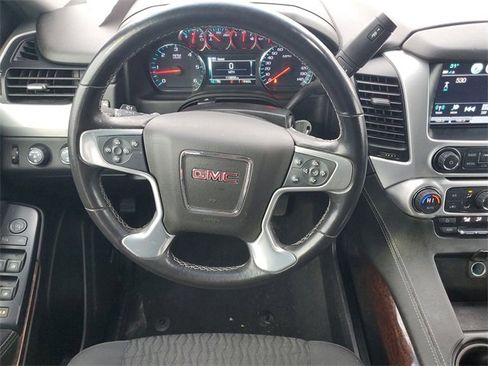 Used 2019 GMC Yukon SLE w/ SLE Value Package image 14