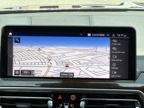 Used 2024 BMW X4 xDrive30i w/ Premium Package AWD/4WD image 5