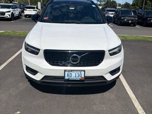 Used 2021 Volvo XC40 T5 R-Design w/ Climate Package AWD/4WD image 1