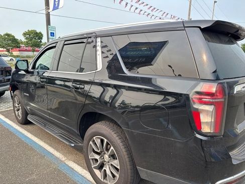 Used 2021 Chevrolet Tahoe LT w/ Luxury Package AWD/4WD image 4