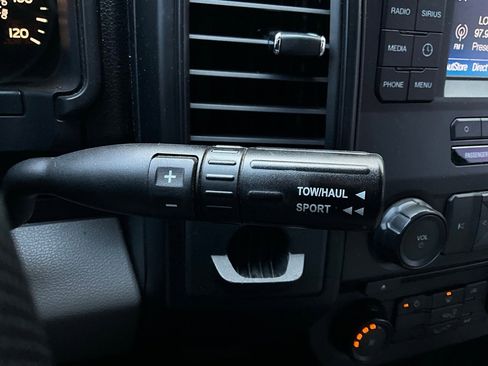 Used 2016 Ford F150 XL w/ Equipment Group 101A Mid image 28