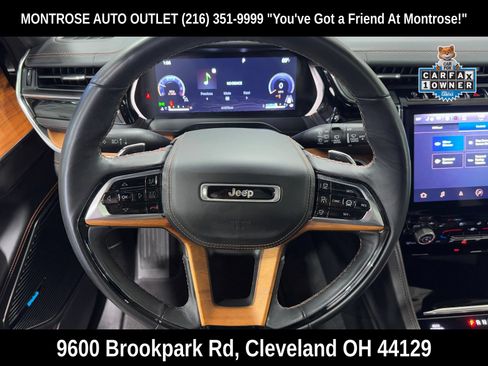 Used 2022 Jeep Grand Cherokee Summit AWD/4WD image 17