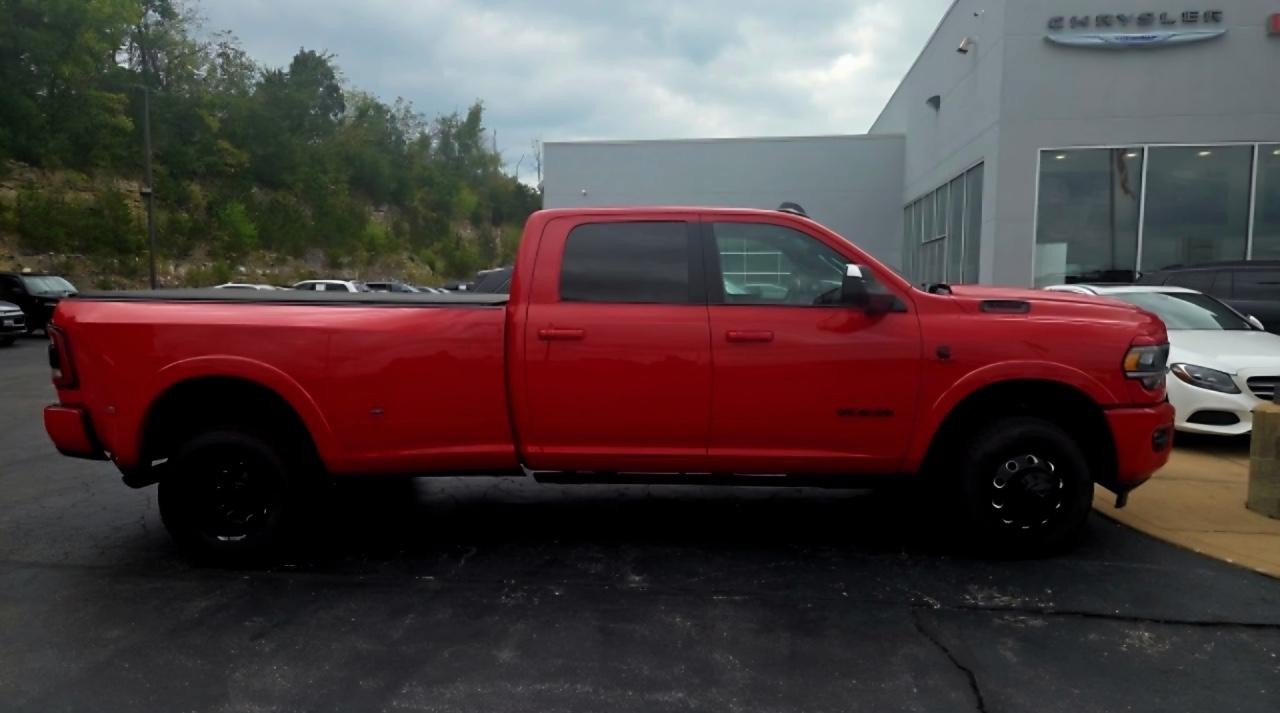 Used 2022 RAM 3500 Laramie AWD/4WD image 4