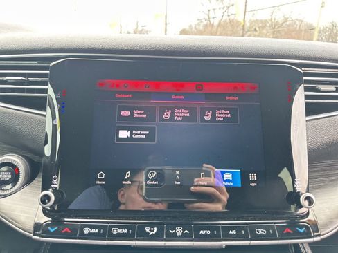 Used 2024 Jeep Wagoneer Series III image 33