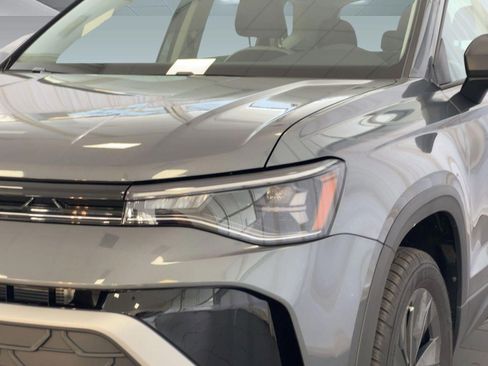 New 2026 Volkswagen Taos S image 11