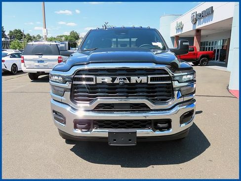 New 2026 RAM 3500 Big Horn AWD/4WD image 3