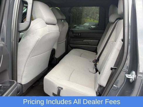 Used 2025 Toyota Tacoma SR5 AWD/4WD image 21