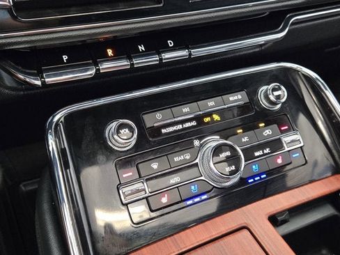 Used 2024 Lincoln Navigator L Reserve w/ Equipment Group 201A image 27