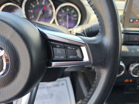 Used 2023 MAZDA MX-5 Miata Grand Touring RWD image 32
