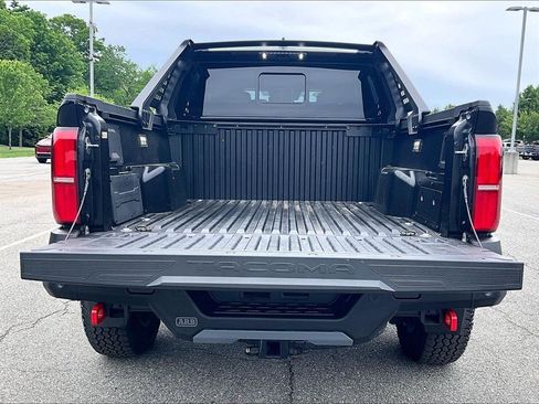 Used 2024 Toyota Tacoma 4x4 Double Cab Hybrid image 32