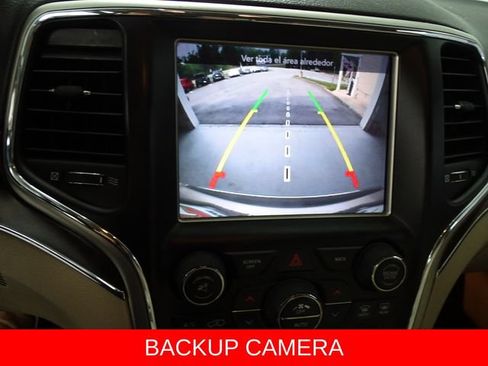 Used 2015 Jeep Grand Cherokee Limited AWD/4WD image 16