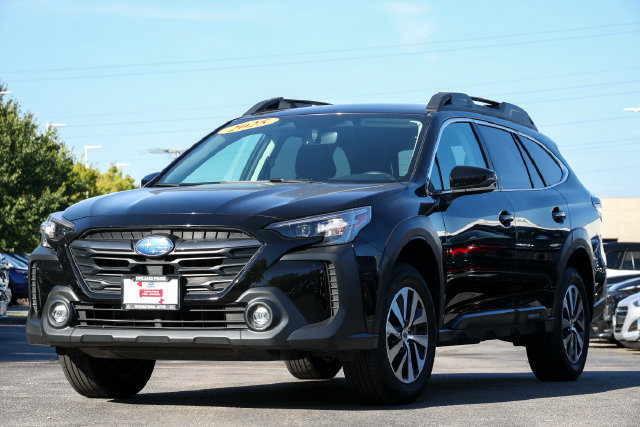 Certified 2025 Subaru Outback Premium w/ Popular Package #1A AWD/4WD image 2