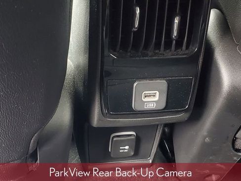 Used 2024 Jeep Compass Limited image 37